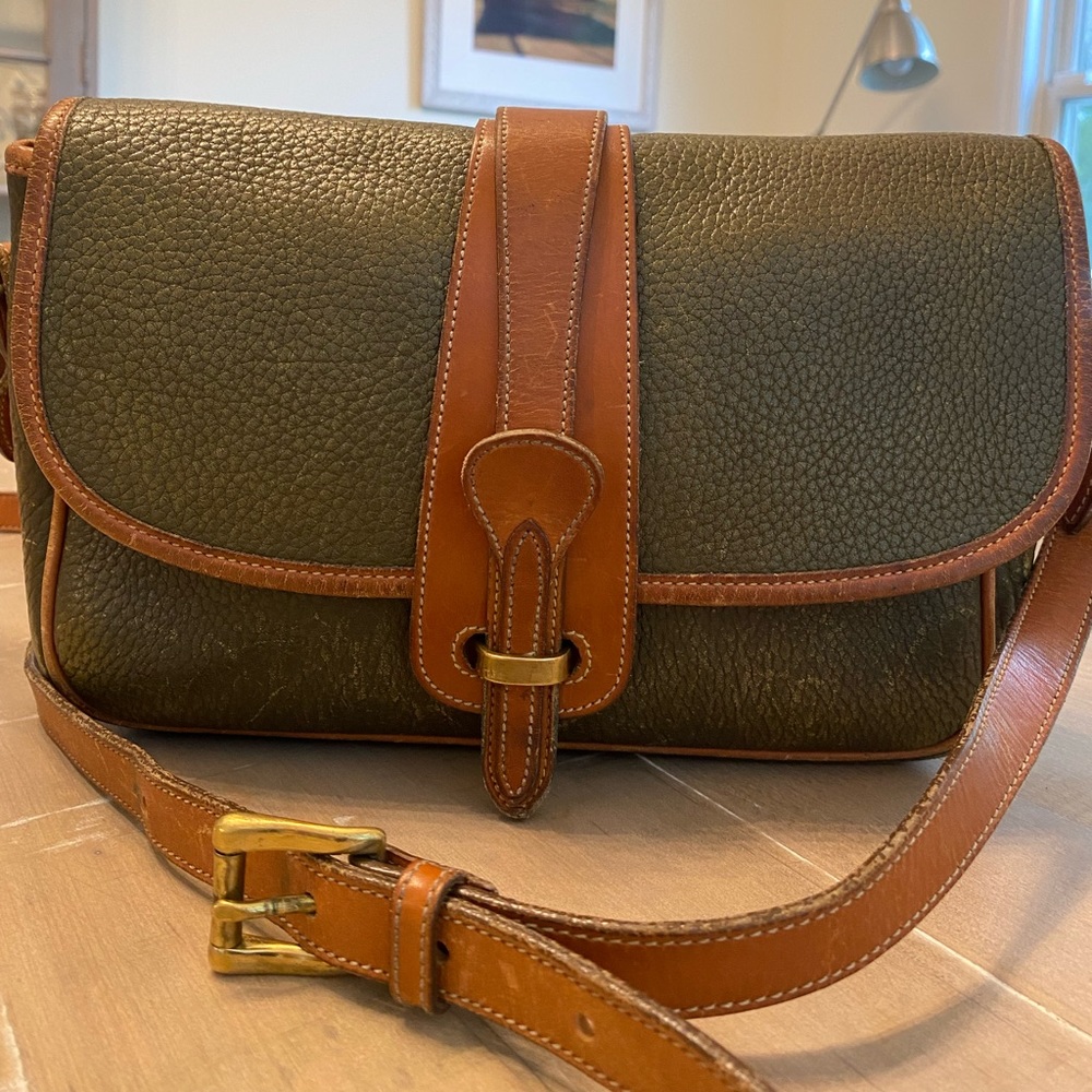 Vintage Green Dooney & Bourke Bag 🦆💛🦆